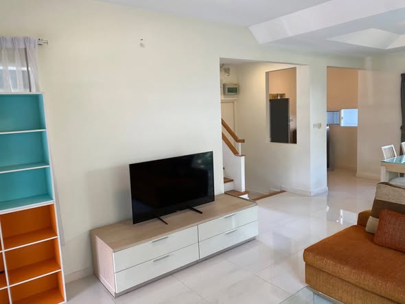 bedroom and living room of Manthana Onnut-Wongwaen 4