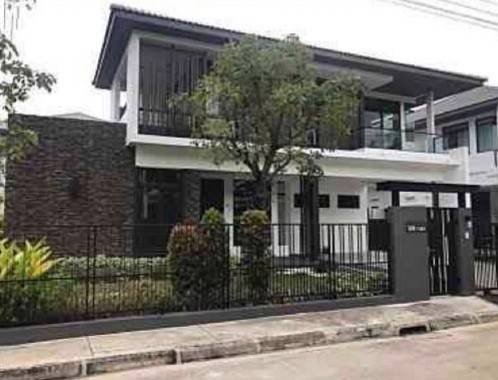 Manthana Srinakarindra-Bangna