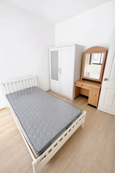 bedroom of maple ราชมงคล คลอง 6