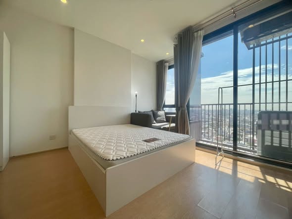 bedroom of MARU Ekkamai 2