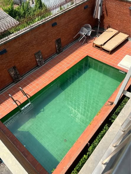 pool of MARU Ekkamai 2