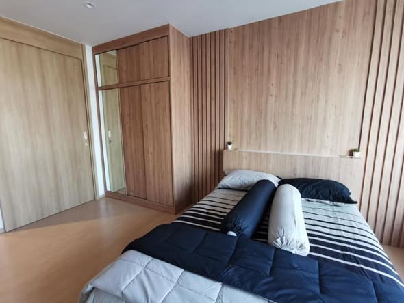 bedroom and room interior of Maru Ladprao 15 : มารุ ลาดพร้าว 15