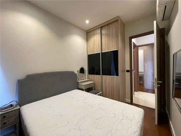 bedroom of Mayfair Place Sukhumvit 50