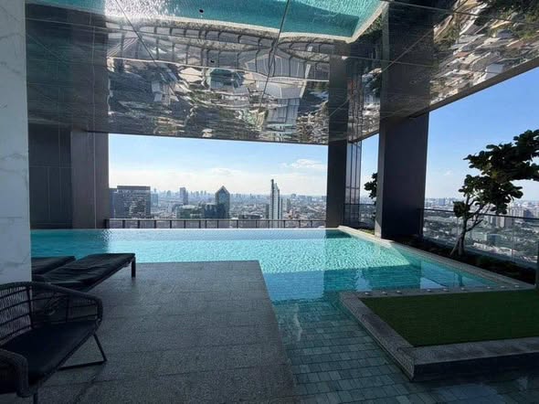 pool of แมสซารีน รัชโยธิน | Mazarine Ratchayothin by Grand Unity