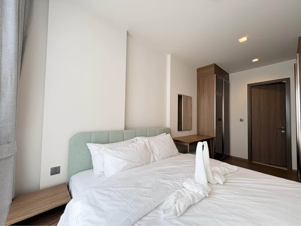 bedroom and room interior of Mekin Haus