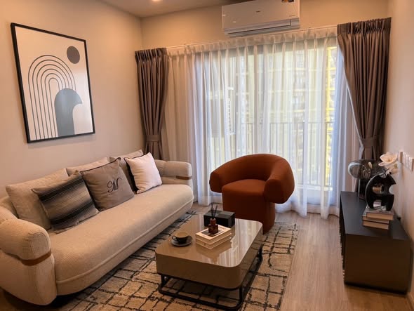 living room and bedroom of Metris Lat Phrao
