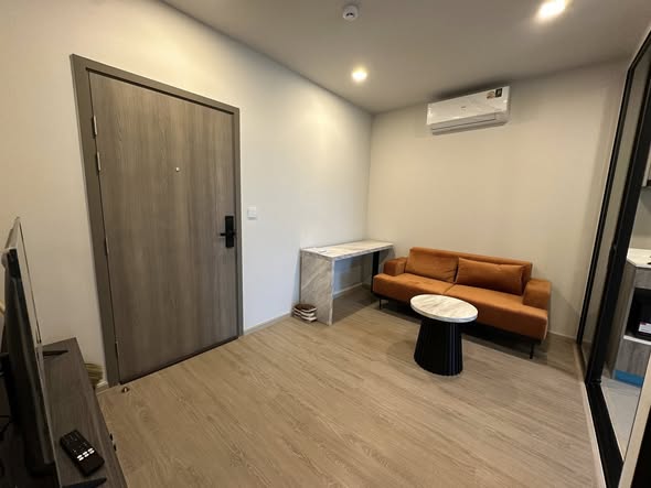 room interior of Metris Lat Phrao