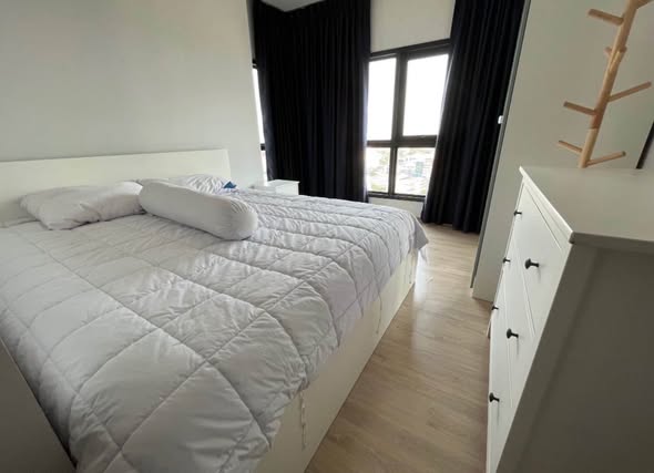 bedroom of Metris Phatthanakan-Ekkamai