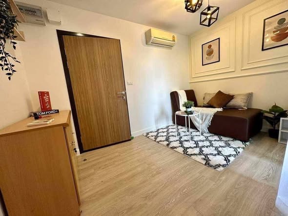 bedroom of Metro Luxe Kaset