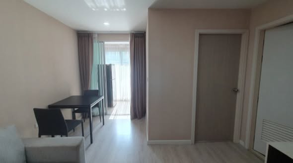 bedroom of Metro Luxe Rama 4