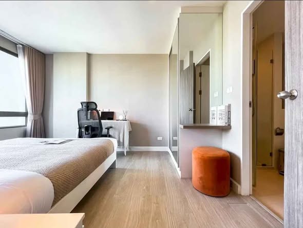 bedroom of Metro Luxe Ratchada