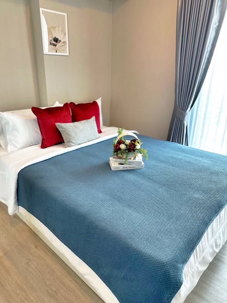 bedroom of Metro Luxe Riverfront Rattanathibet