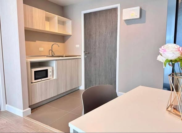 room interior of Metro Luxe Riverfront Rattanathibet