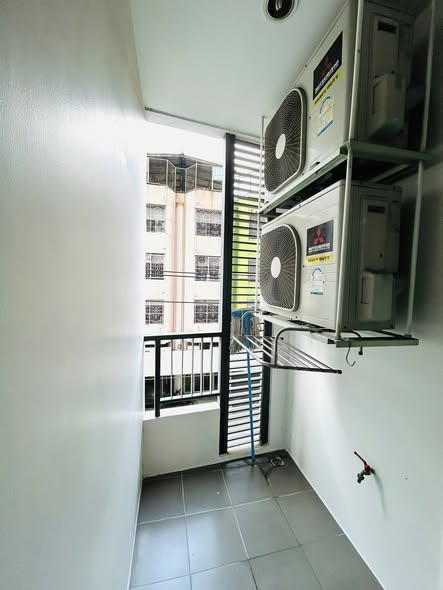 bathroom of Metro Sky Prachachuen