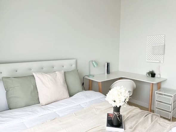 bedroom of Metro Sky Wutthakat