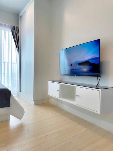 bedroom and living room and room interior of Metro Sky Wutthakat