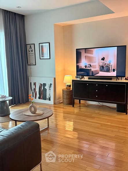 living room and bedroom of Millennium Residence