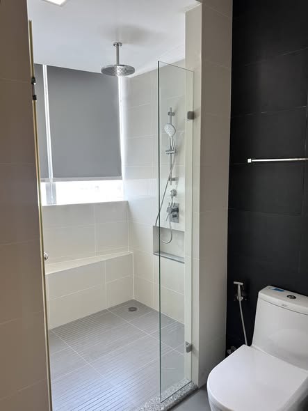 room interior and bathroom of Millennium Residence