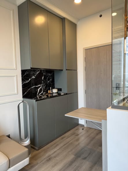 room interior and kitchen of Miti Chiva Kaset Station