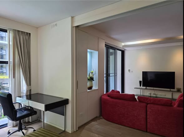 living room and bedroom and room interior of Mode Sukhumvit 61