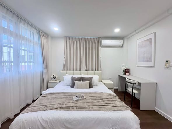 bedroom of Modern Luxury