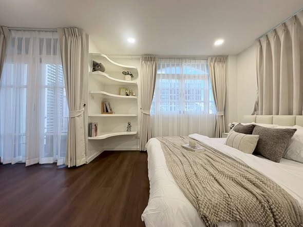 bedroom of Modern Luxury