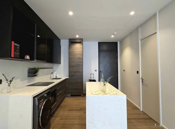 room interior and kitchen of MUNIQ LANGSUAN