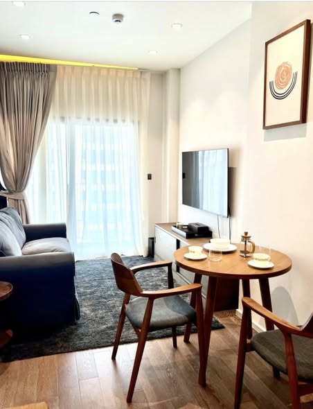 living room of MUNIQ Sukhumvit 23