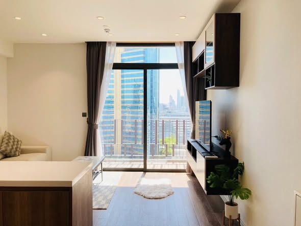 living room of MUNIQ Sukhumvit 23