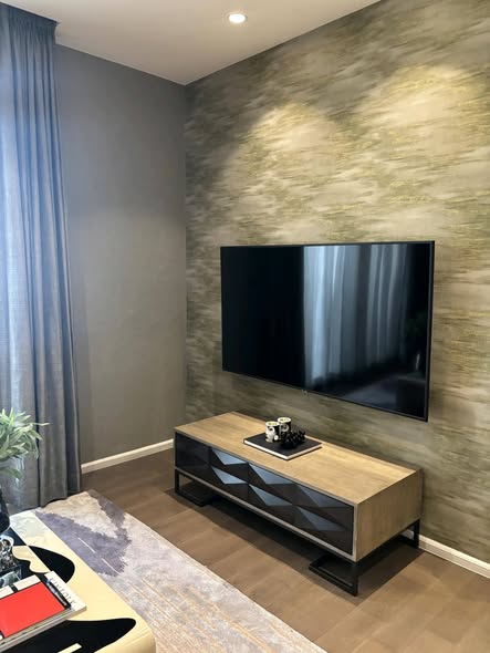 living room and room interior of MUNIQ Sukhumvit 23