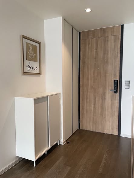 room interior of MUNIQ Sukhumvit 23