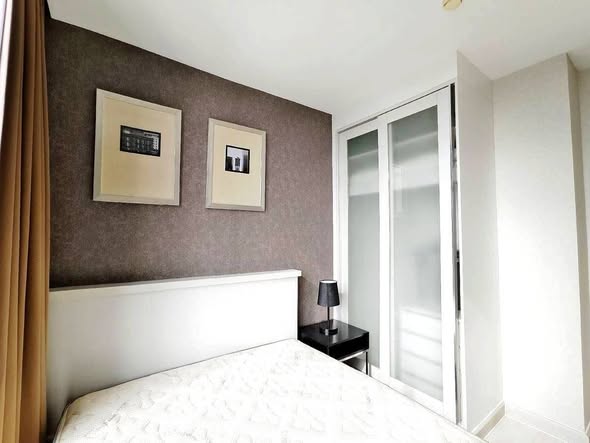 bedroom of Mövenpick Ekkamai Bangkok