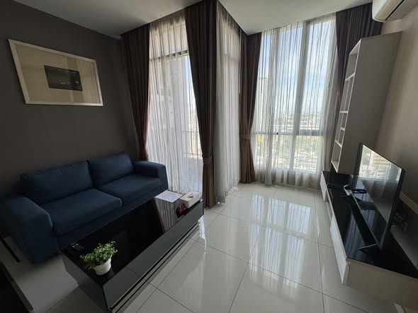 living room of Mövenpick Ekkamai Bangkok