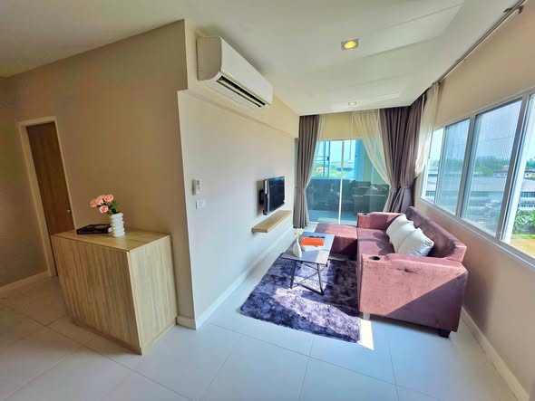 bedroom and living room of My Condo Sukhumvit 103 มาย คอนโด สุขุมวิท 103