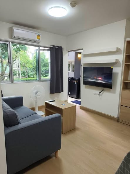 bedroom and living room of My Condo Sukhumvit 81
