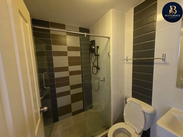 bathroom of Napa nail&salon