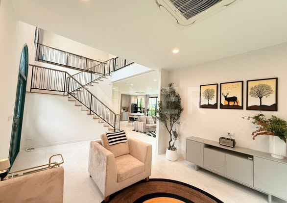 living room of Narinsiri Krungthep Kreetha
