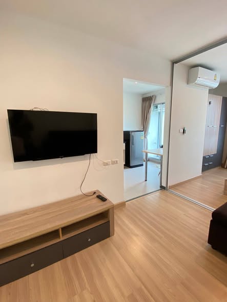 living room of Niche ID Seri Thai
