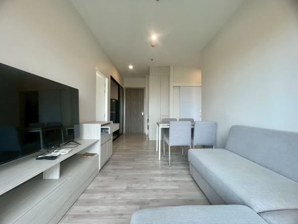 living room of นิช โมโน เมกะ สเปซ บางนา (Niche MONO Mega Space Bang Na)