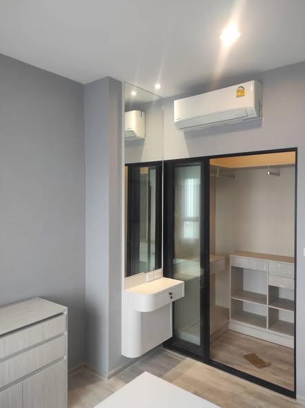 room interior and kitchen of นิช โมโน เมกะ สเปซ บางนา (Niche MONO Mega Space Bang Na)