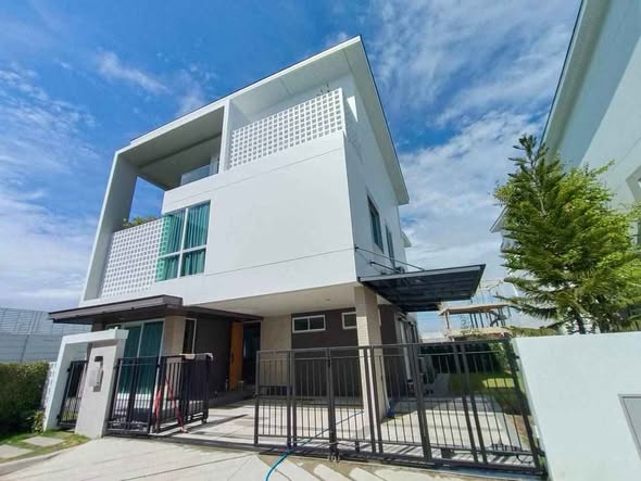 Nirvana ABSOLUTE Krungthep Kreetha
