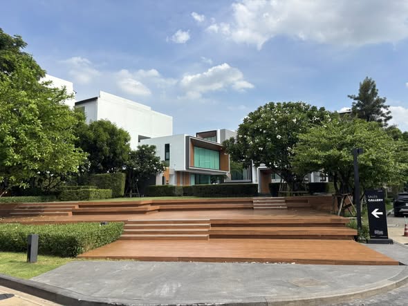 Nirvana Define Srinakarin-Rama9