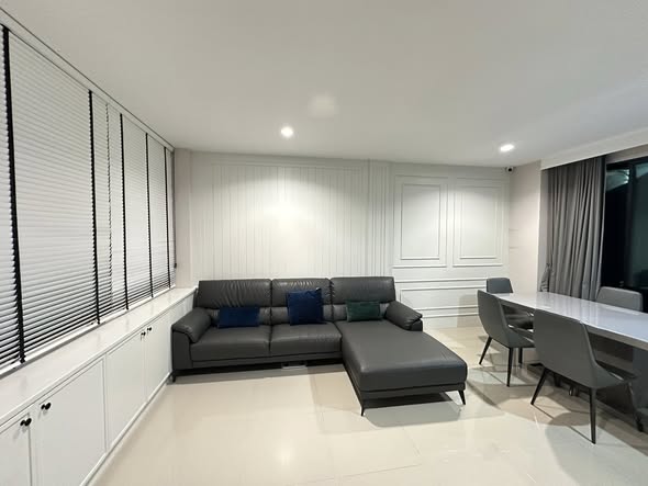 living room and room interior of Nirvana Define Srinakarin-Rama9