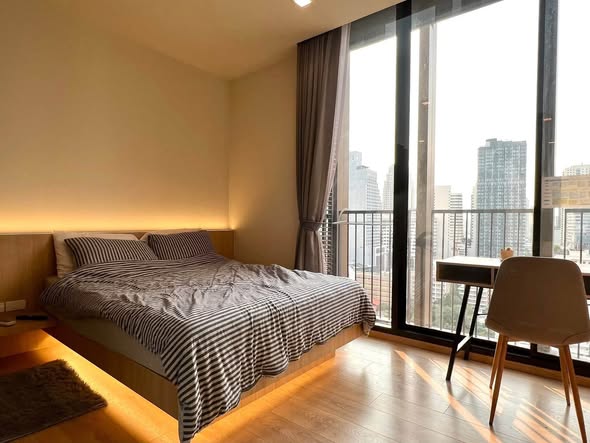 bedroom of Noble Around Sukhumvit 33