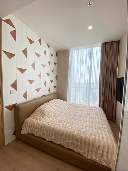 bedroom of Noble BE 19