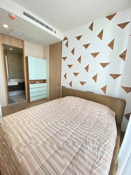 bedroom of Noble BE 19