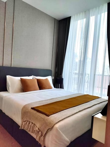 bedroom of Noble BE 19