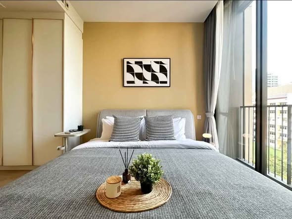 bedroom of Noble BE 19