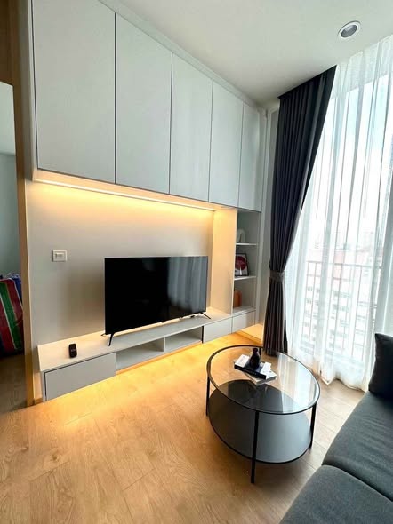living room of Noble BE 19
