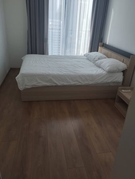 bedroom of Noble BE33